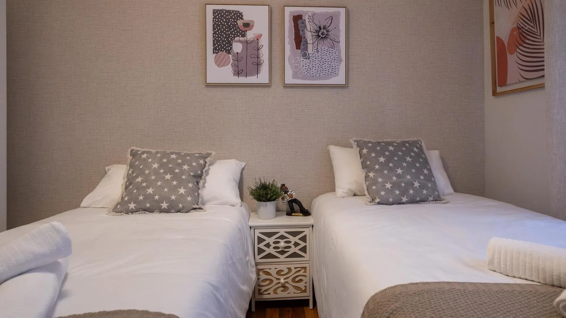 Apartamento De 3 Habitaciones Cerca De La Costa Spain