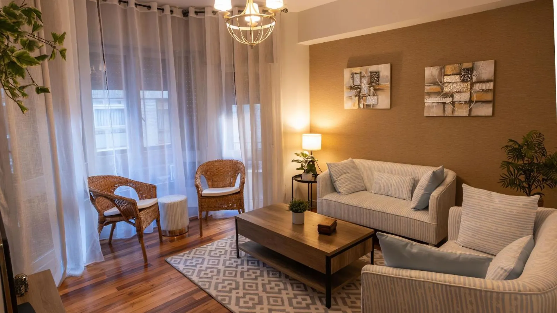 Apartamento De 3 Habitaciones Cerca De La Costa 0*, Las Arenas (Getxo) Spain