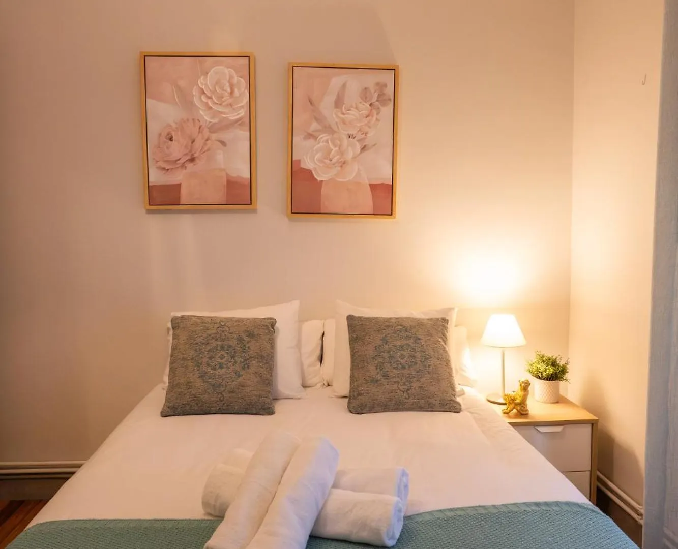 Apartamento De 3 Habitaciones Cerca De La Costa Apartment