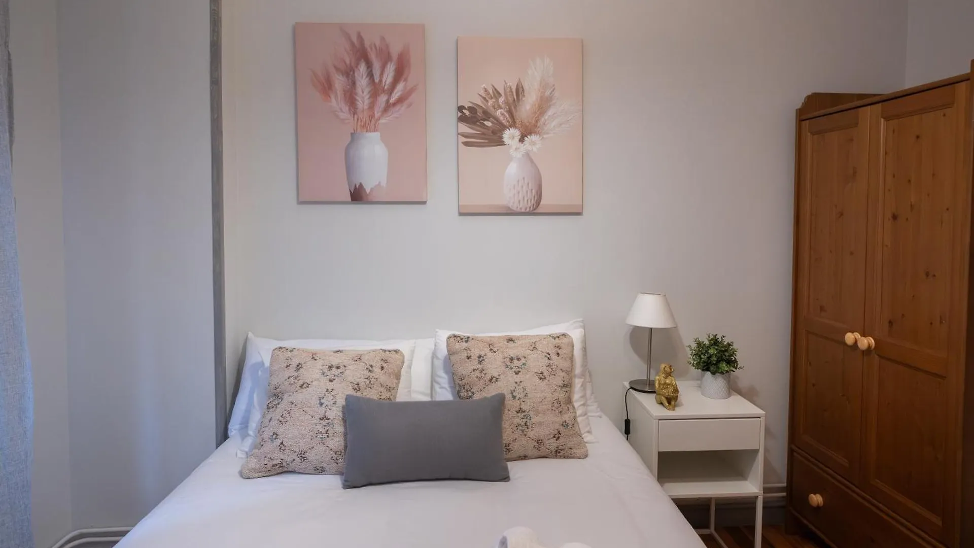 Apartamento De 3 Habitaciones Cerca De La Costa 0*, Las Arenas (Getxo)