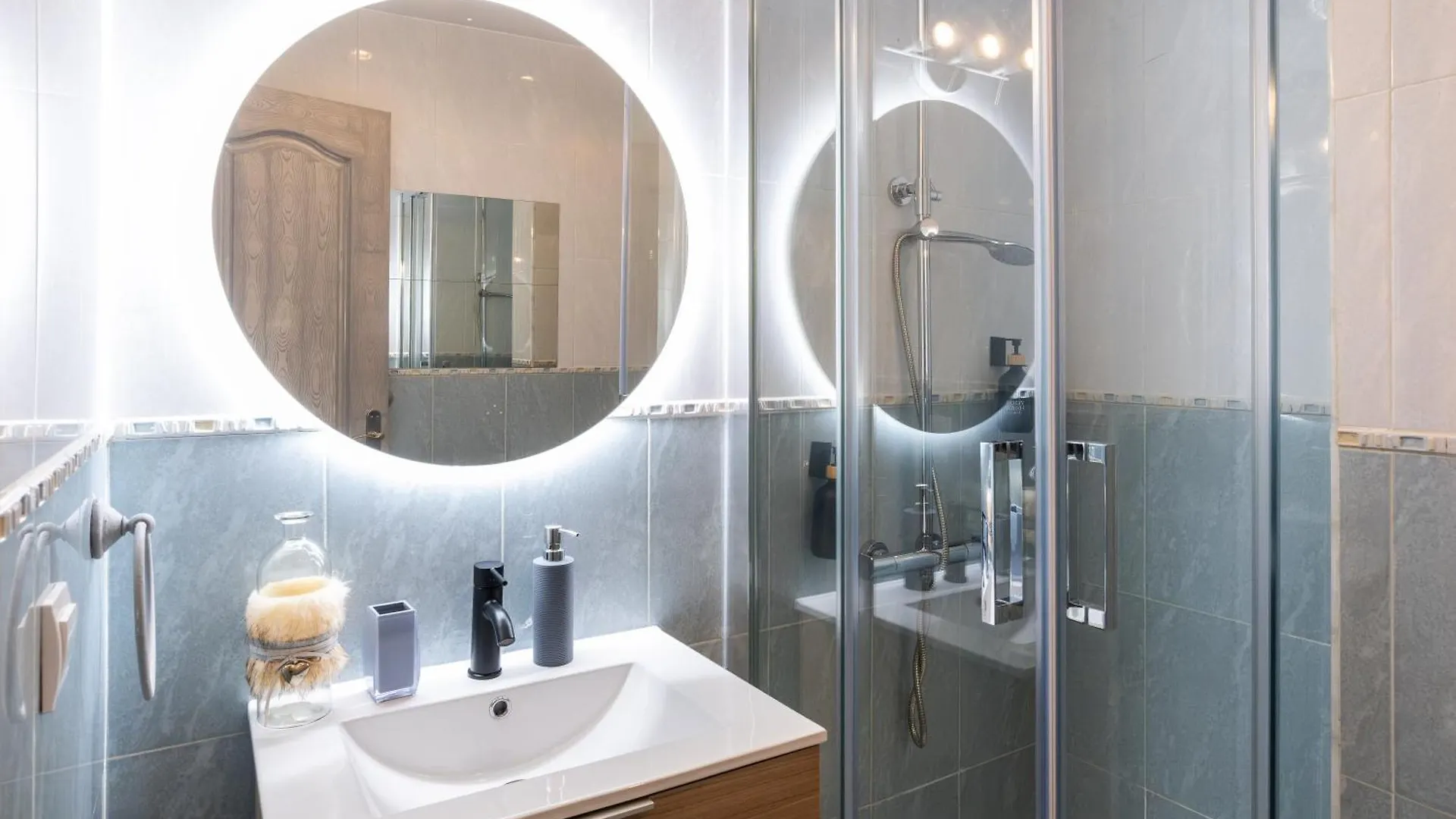 Apartamento De 3 Habitaciones Cerca De La Costa Апартаменты
