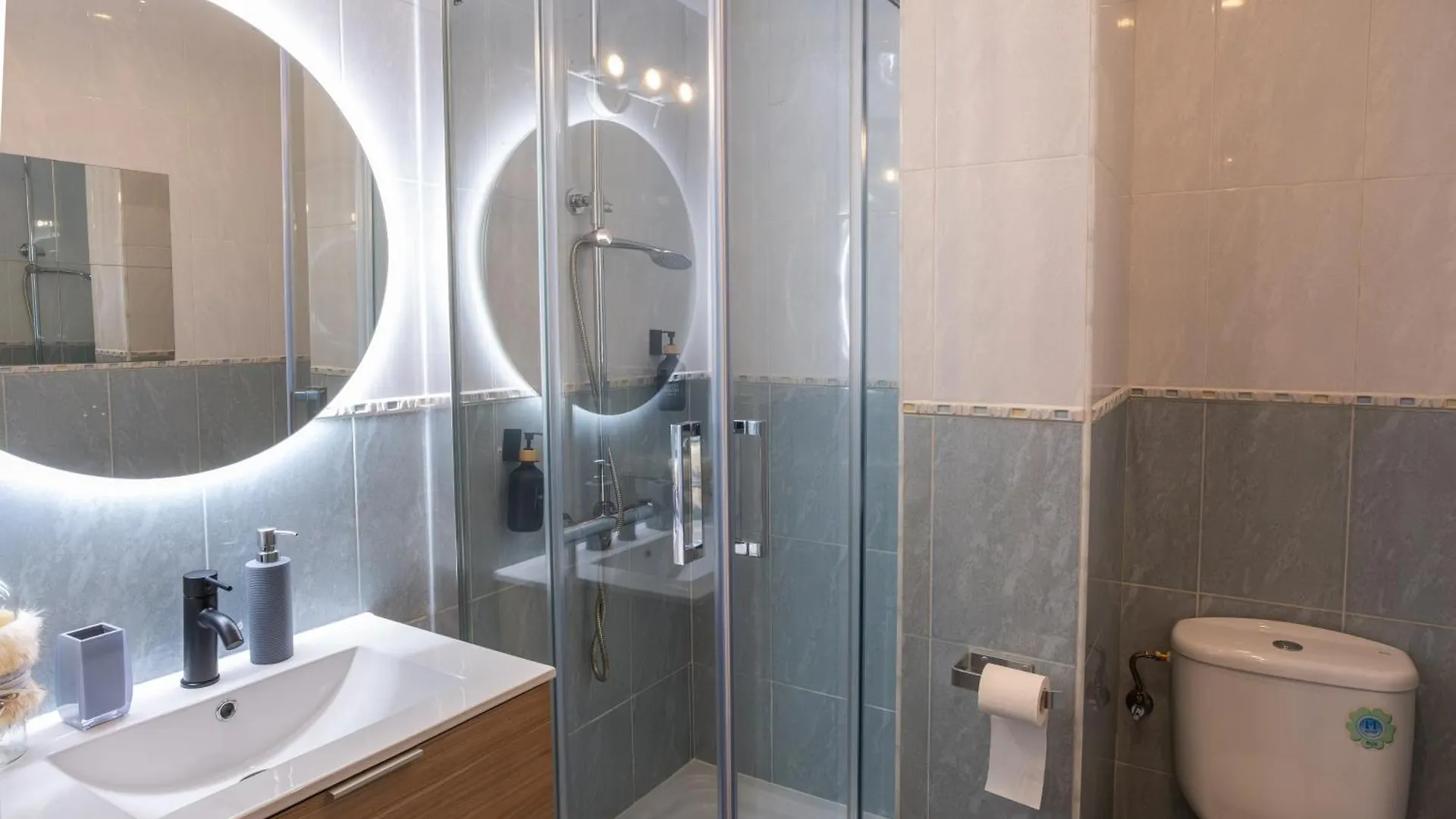 Apartamento De 3 Habitaciones Cerca De La Costa Апартаменты Лас-Аренас
