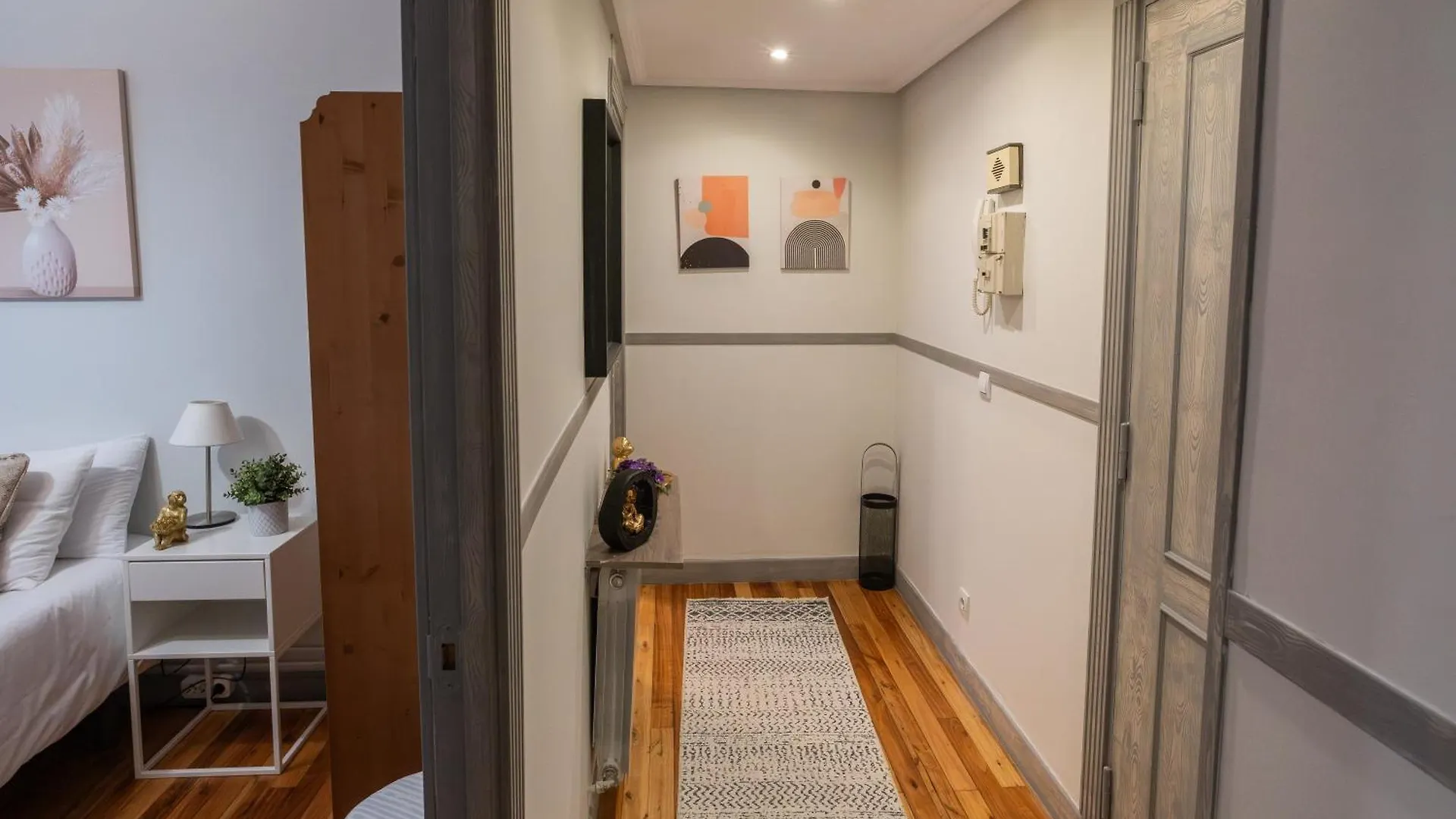 Apartamento De 3 Habitaciones Cerca De La Costa Апартаменты