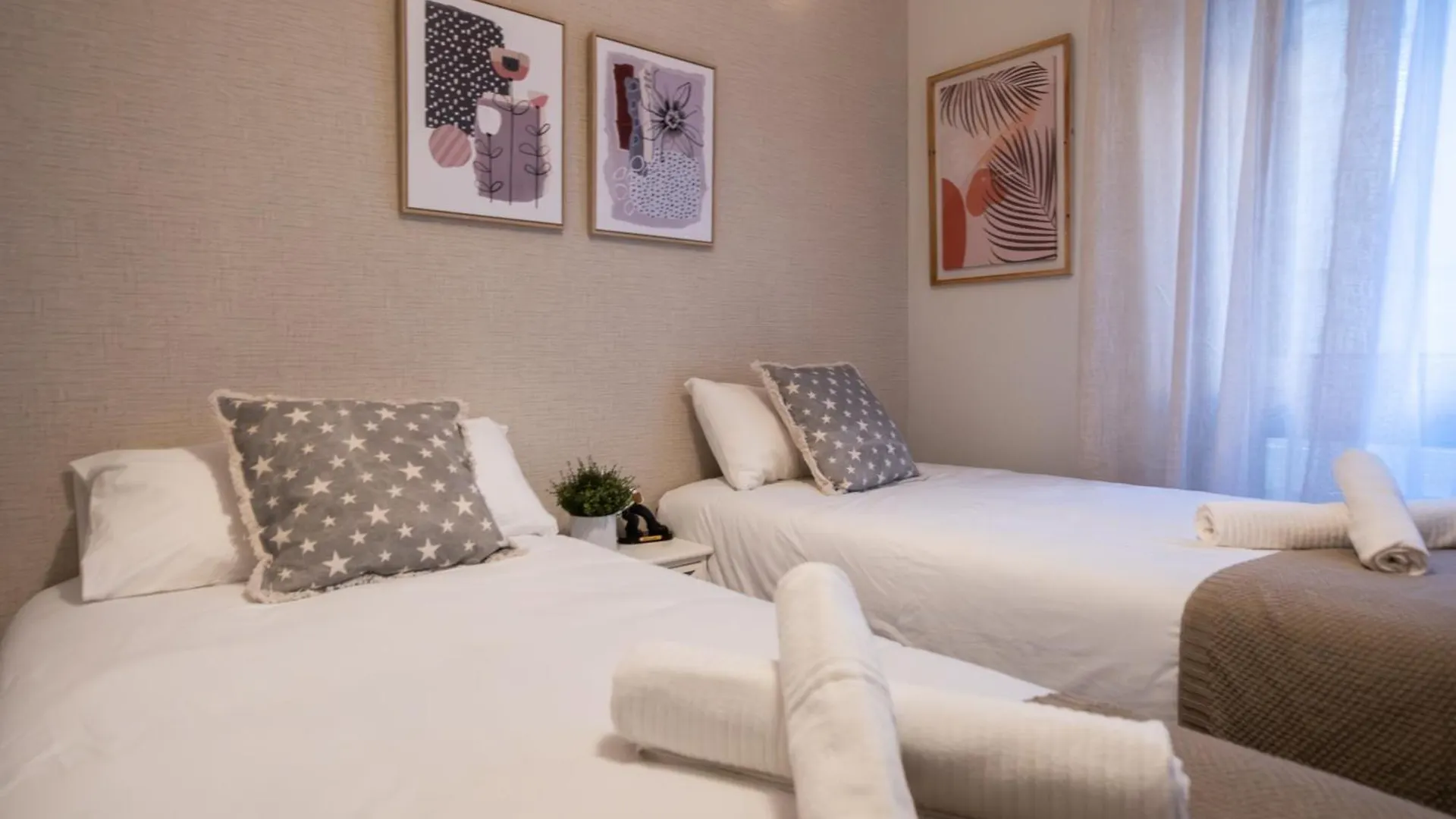 Apartamento De 3 Habitaciones Cerca De La Costa 0*, Лас-Аренас Испания